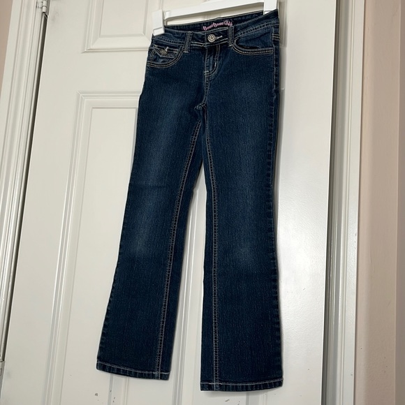 Boom Boom Girls jeans size 8 cute rear button pockets western country denim - Picture 2 of 10